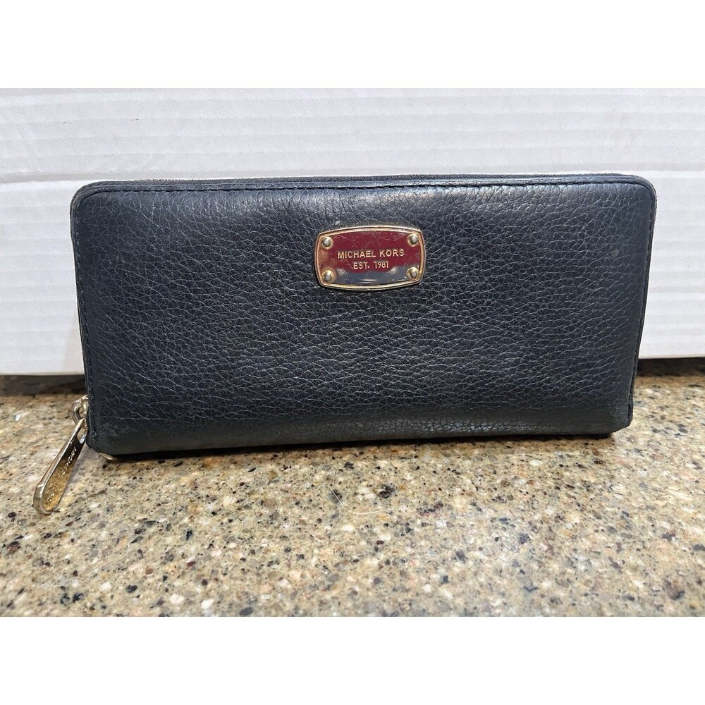 Michael Kors Jet Set Travel Continental Wallet Navy Blue Pebbled Leather Wrist